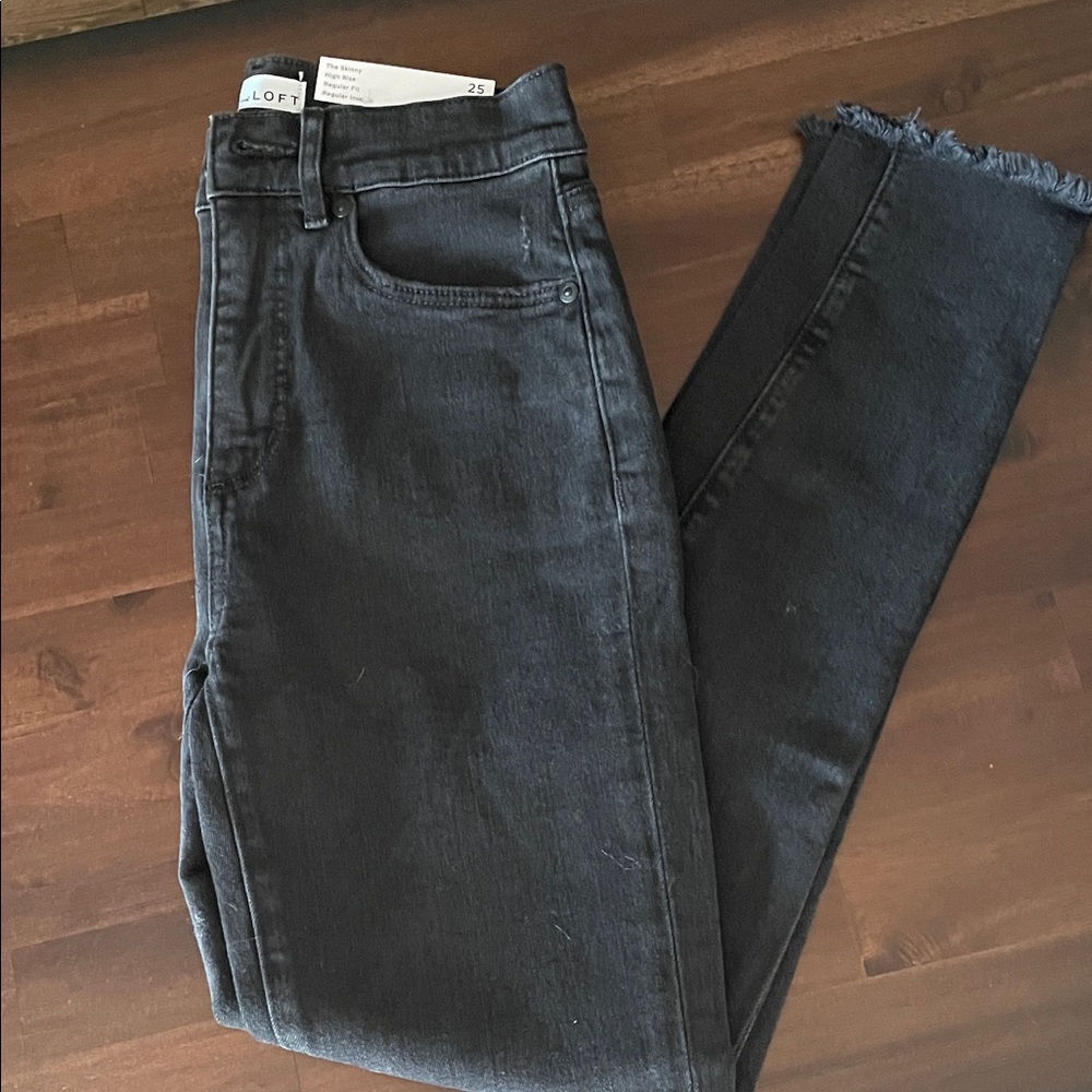 LOFT Women's Black Ankle Jeans